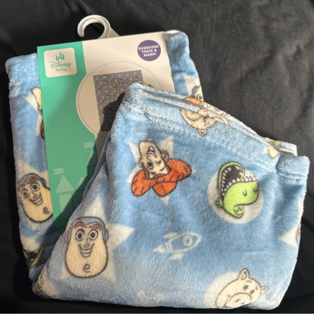 Disney Toy Story Plush Blanket - Picture 2 of 2